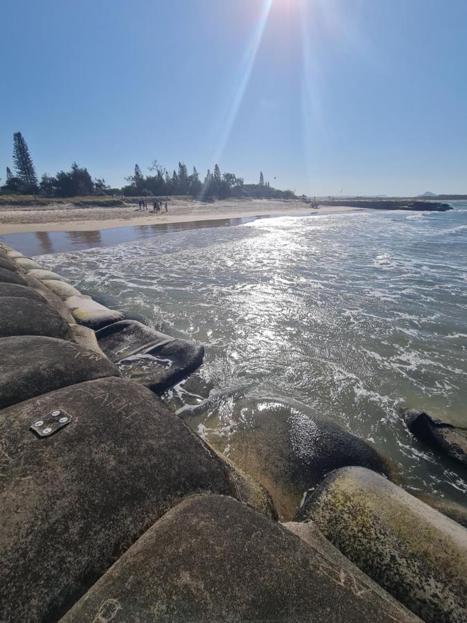 Wharf Lodge River View Apartment Maroochydore Buitenkant foto