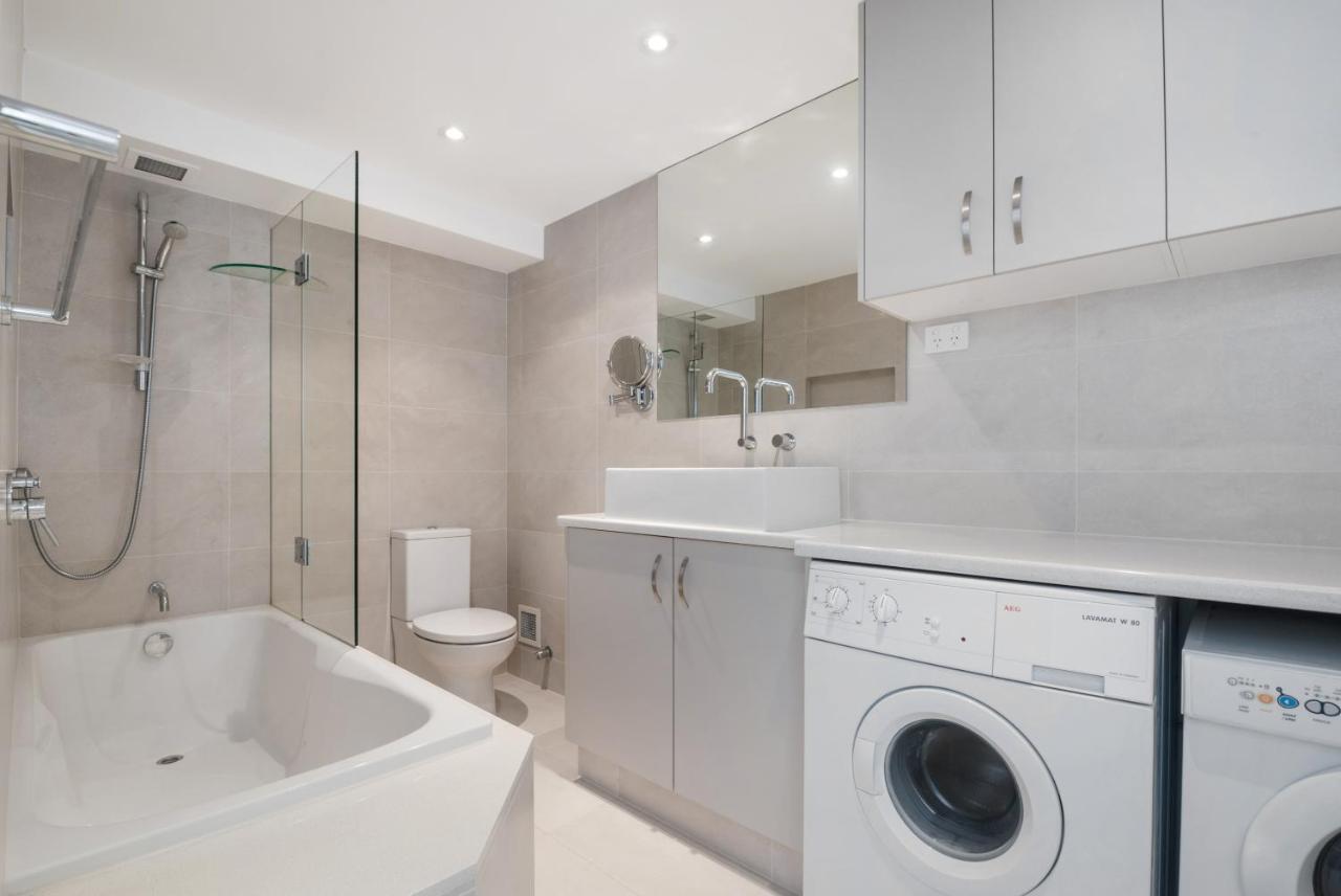 Wharf Lodge River View Apartment Maroochydore Buitenkant foto
