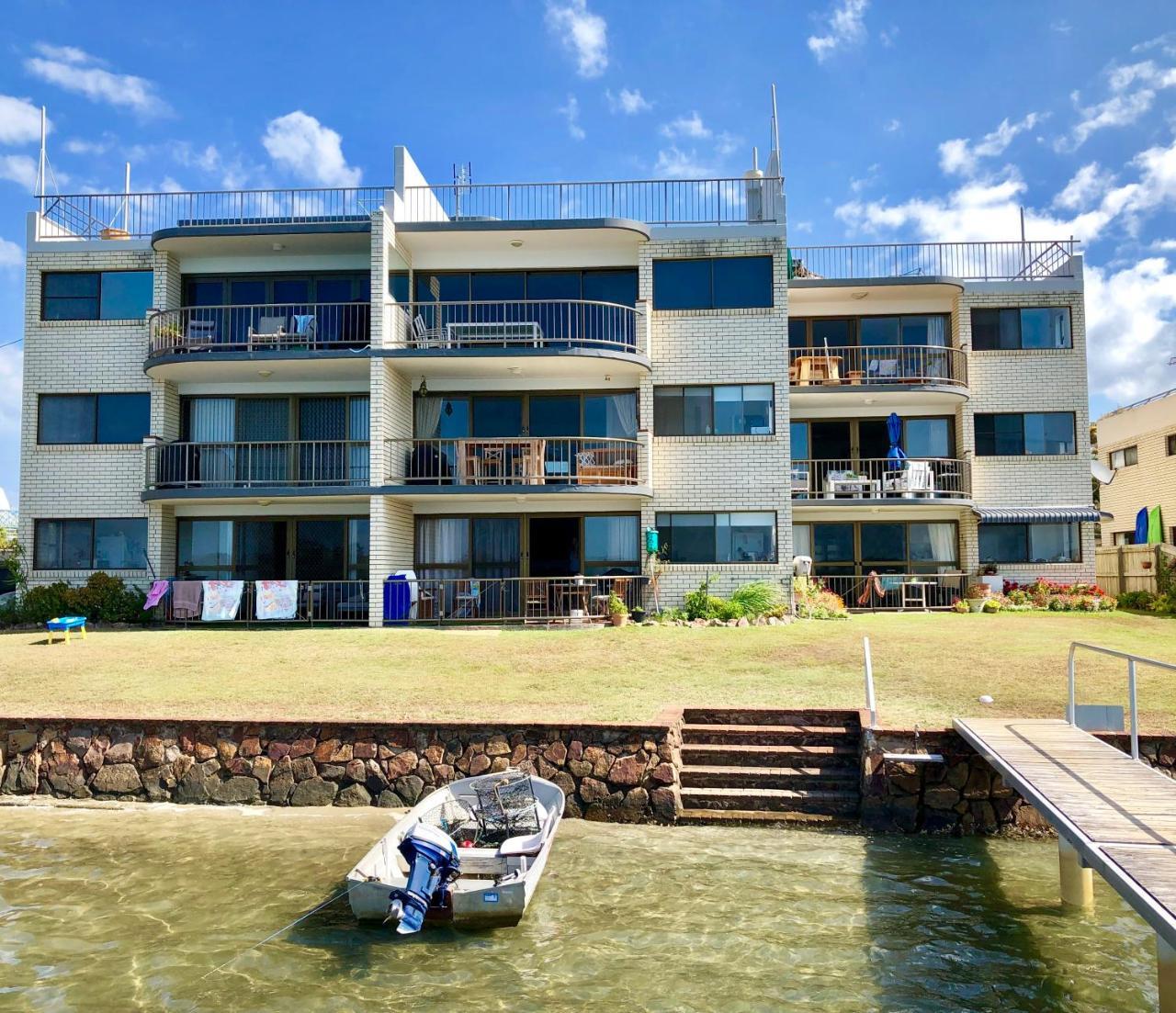 Wharf Lodge River View Apartment Maroochydore Buitenkant foto